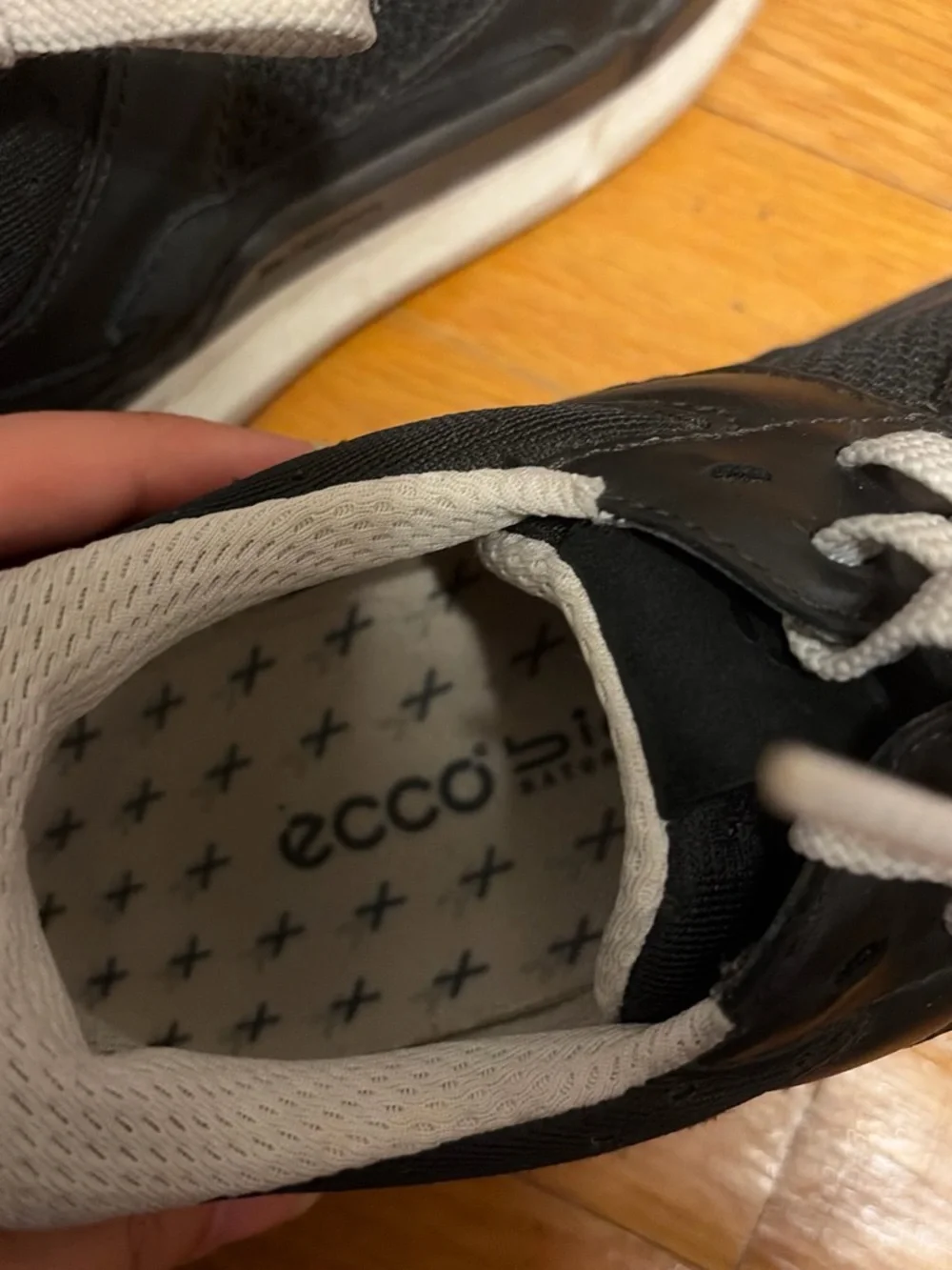 Ecco Women’s biom 2.2 Black Athletic Sneakers with Cream/White Laces
